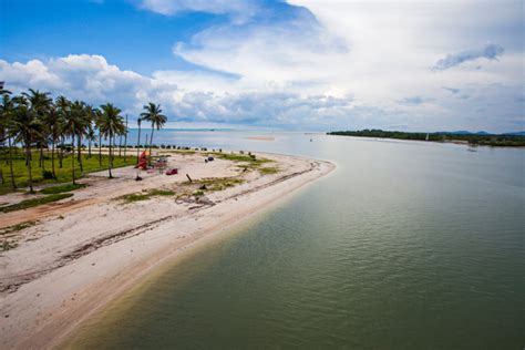 Pantai Pasir Padi Pangkalpinang: Menikmati Keindahan Wisata Pantai Di Bangka Belitung
