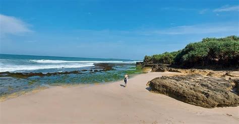 Pantai Pasir Putih Ujung Genteng: Surga Tersembunyi Di Jawa Barat