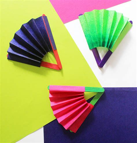 Paper Fan Pattern
