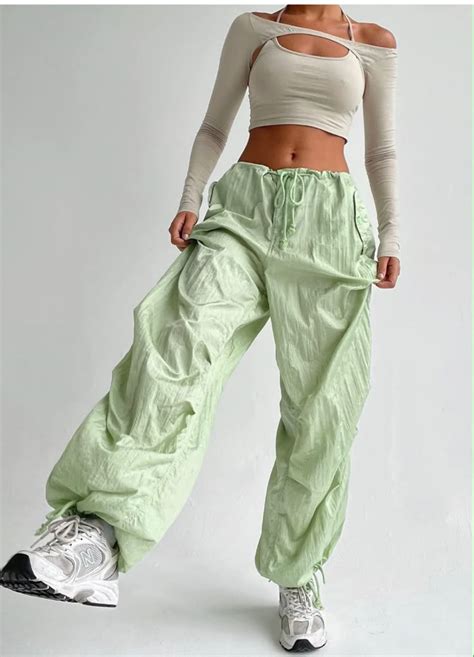 Parachute Pants Outfit