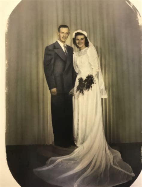 30+ Parachute Wedding Dress