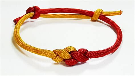 Paracord Bracelet Adjustable Knot