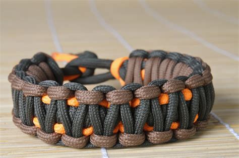 Paracord Bracelet Uses