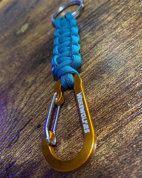 Unleash Your Adventurous Spirit: The Ultimate Paracord Carabiner Keychain