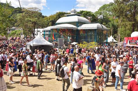 parades in Petropolis