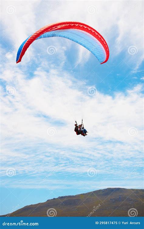 paragliding freedom