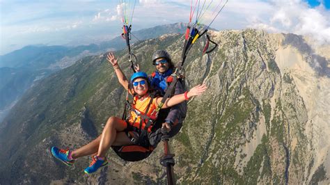 paragliding instructor