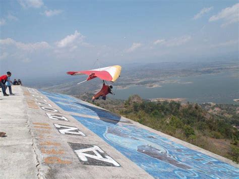 Paralayang Gantole Wonogiri