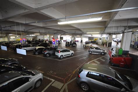 parcheggi auto vicino al centro