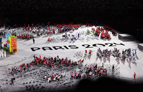 paris 2024 closing ceremony