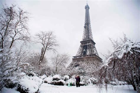 paris in december weather and activities