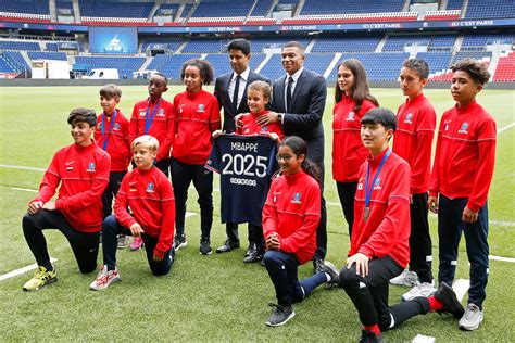 paris saint-germain youth academy