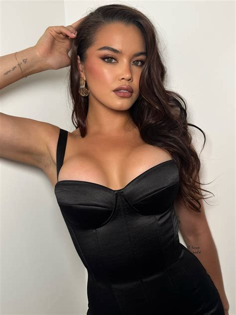 Unveiling The Multifaceted World Of Paris Berelc