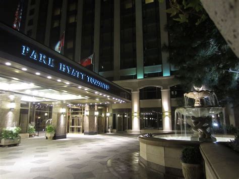 park hyatt toronto parking