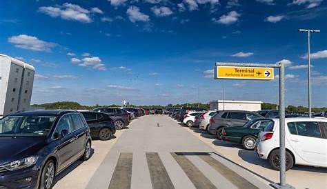Parking Eindhoven Airport - YouTube