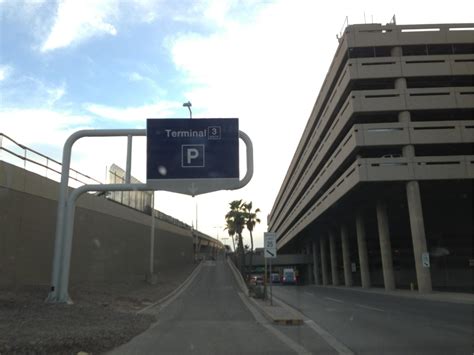 Parking Garage Terminal 3