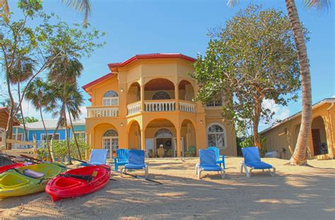 Parrot Cove Hotel Overview