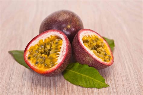 passionfruit or passion fruit