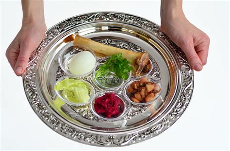 passover meal seder plate