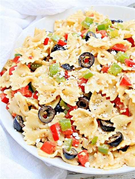 pasta salad with bell peppers