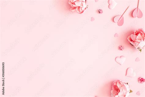 Pastel Valentine Background
