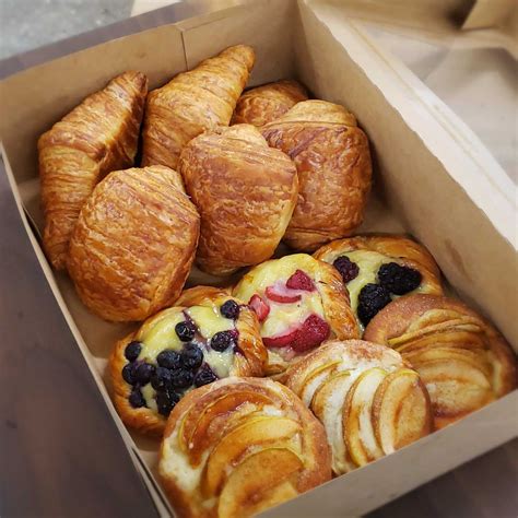 Pastry Box Hours