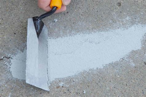 patch concrete cracks