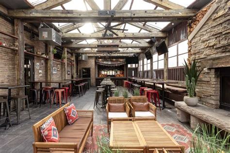 Patio Brunch Frontier