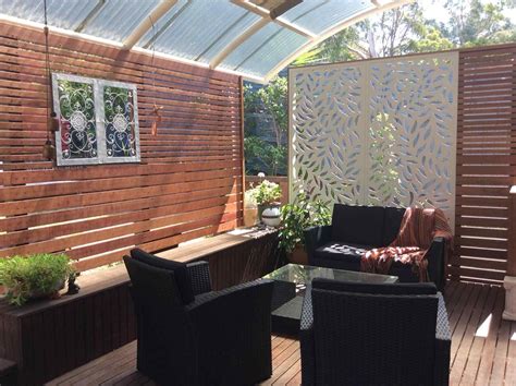 16 Incredible Patio Divider Walls for Your Home — BreakPR Outdoor