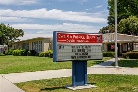 Patrick Henry Elementary School