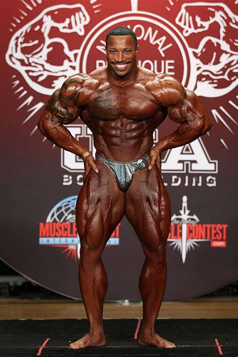 Patrick Moore Shows Off Incredible Physique Ahead of Arnold Classic
