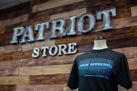 patriot store near me hours