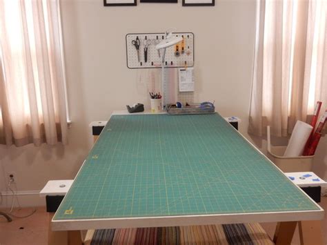 Pattern And Cutting Table