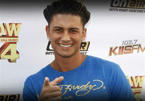 PARTY PHOTOS DJ Pauly D Hits The DJ Booth During His Birthday Weekend