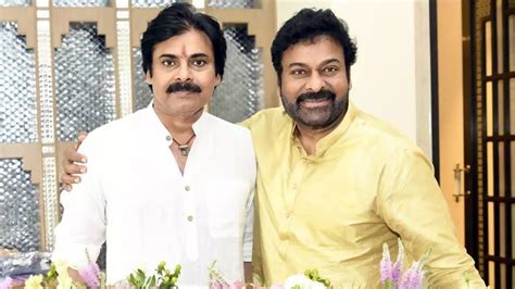 pawan kalyan brother chiranjeevi photos