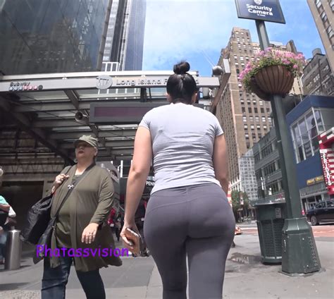 pawg walking