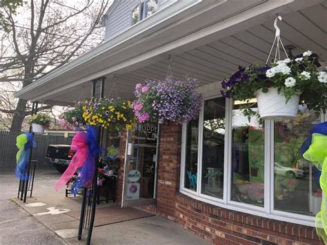 pawtucket flower shops