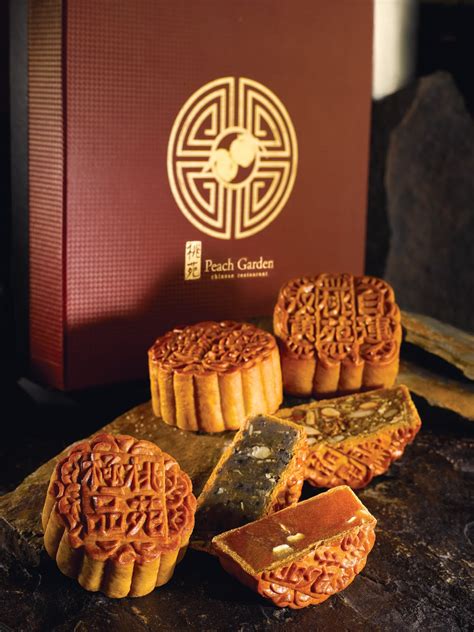 peach garden restaurant mooncake