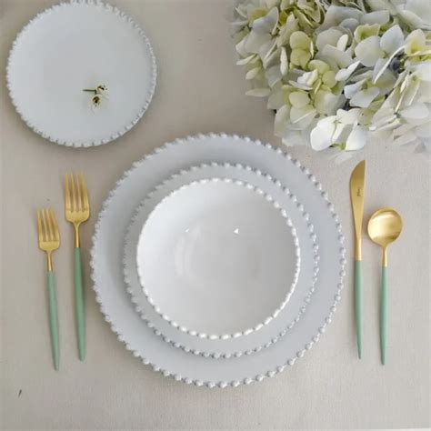 Pearl Dinnerware Set