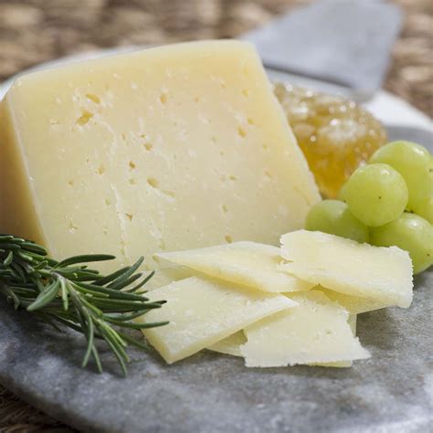 pecorino stagionato cheese