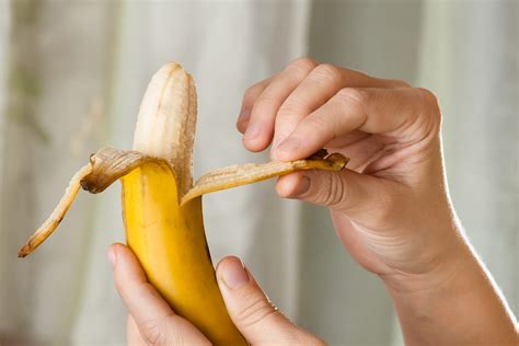 peel and peel the banana