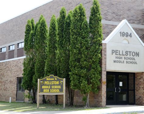 Pellston Mi School District