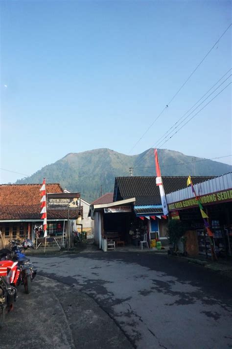 Pemandangan Desa-Desa Gunung Andong via Sawit