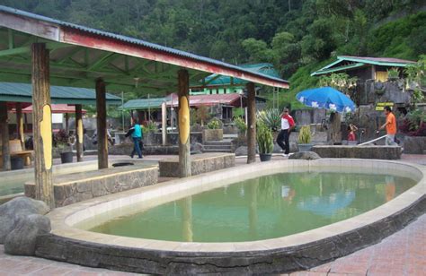 Pemandian Air Panas Taman Wisata Sibayak: Keindahan Alam Yang Menenangkan
