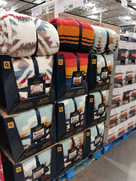 Pendleton Sherpa Fleece Throw Costco