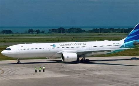 Your Ultimate Guide: Mastering Flights, Status Checks & Travel Tips