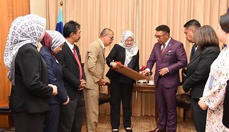 Setiausaha Kerajaan Negeri Sabah - Kunjungan Hormat Pengarah Jabatan
