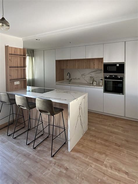 Peninsula Cocina Pequea