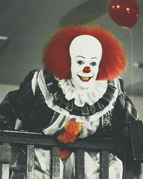 pennywise the clown tim curry