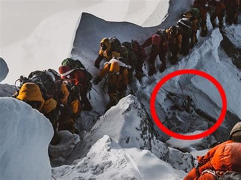 people died on mount everest